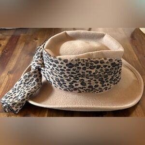 100% Wool Leopard Animal Print Tan Hat
